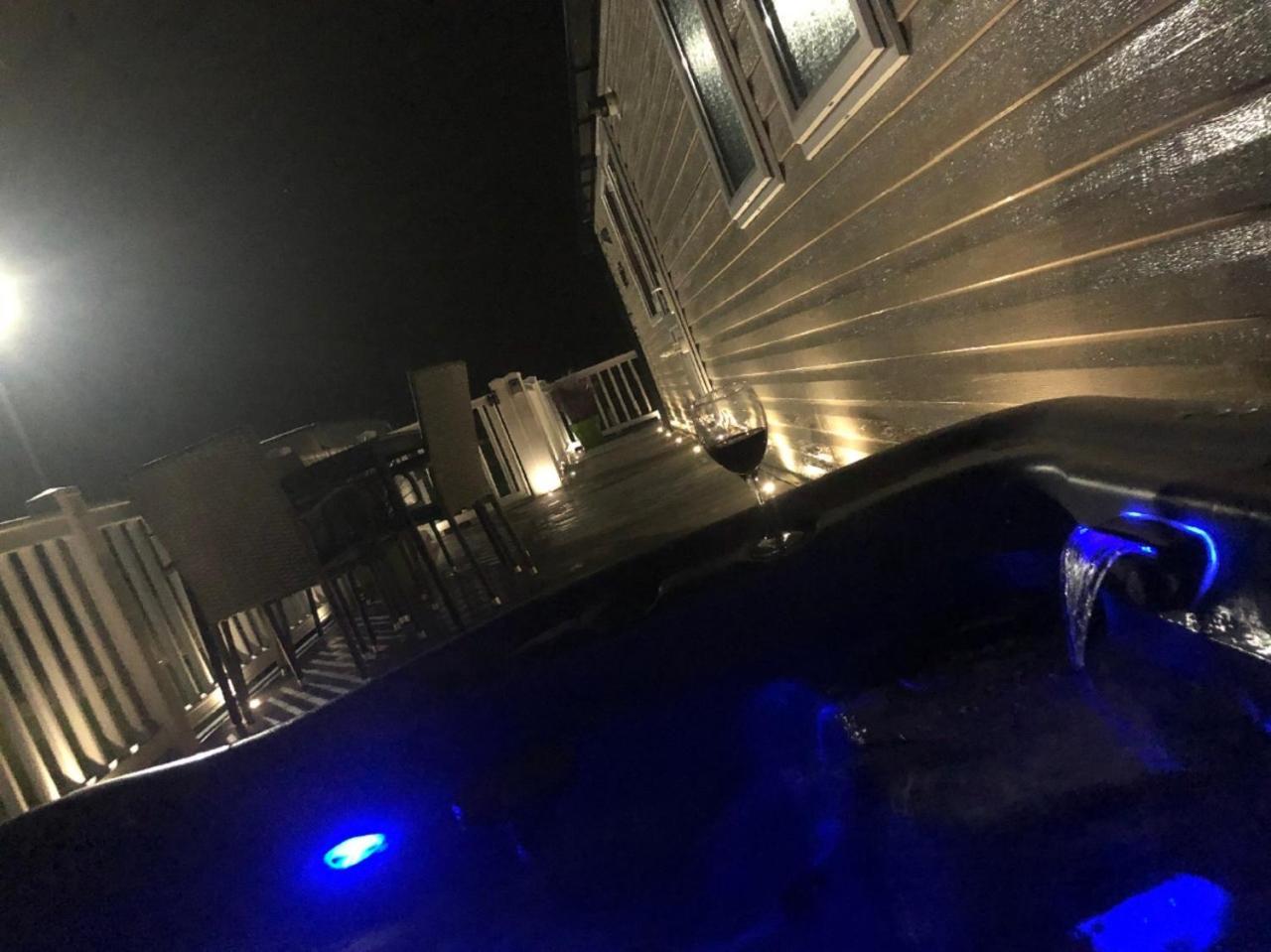 Luxury Hot Tub Retreat Βίλα Tattershall Εξωτερικό φωτογραφία